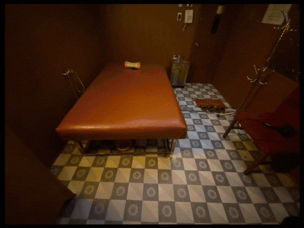 [7군] 딸기 마사지 : 때밀이 서비스가 있는 호치민 불건마