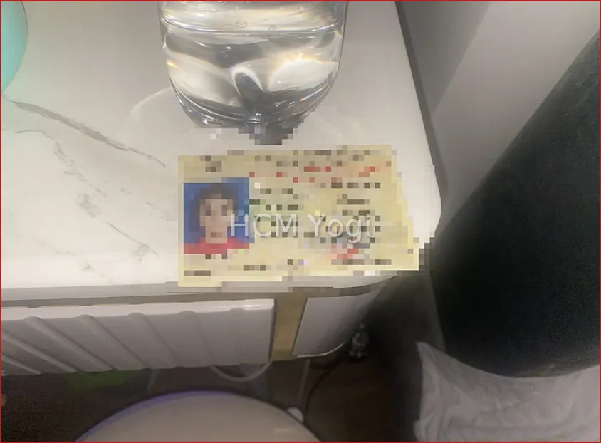 어느 엠어이든 나이는 모두 속이네요. ㅋㅋ